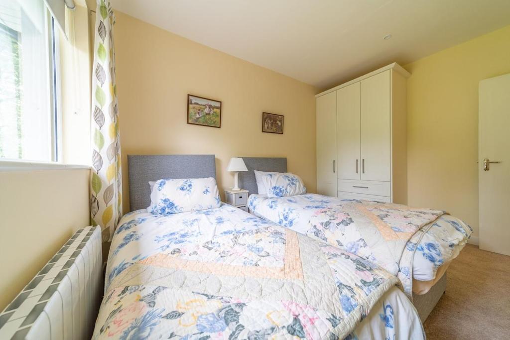 2 Bed Waterfront Property - Close To Courtmacsherry Cork Kültér fotó