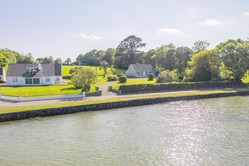 2 Bed Waterfront Property - Close To Courtmacsherry Cork Kültér fotó